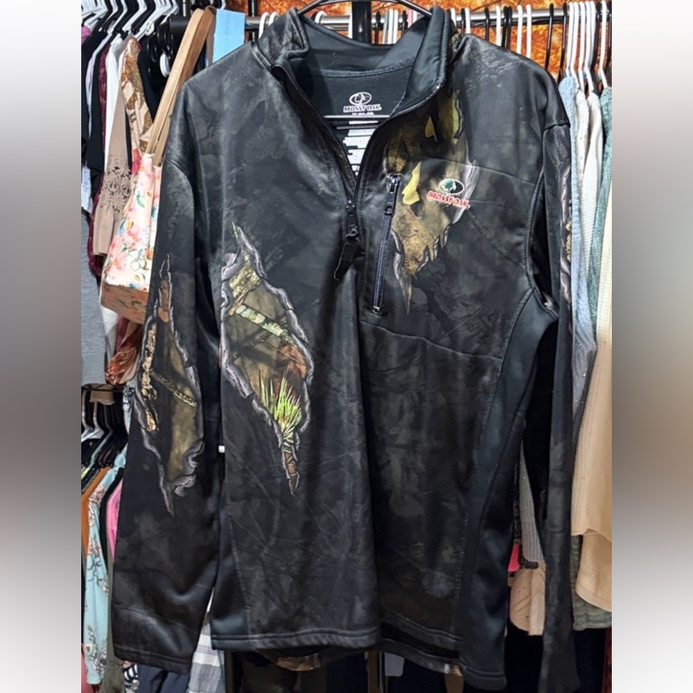 🦌 Mossy Oak | Men’s Camo Quarter Zip Pullover | Size Medium (38–40) |